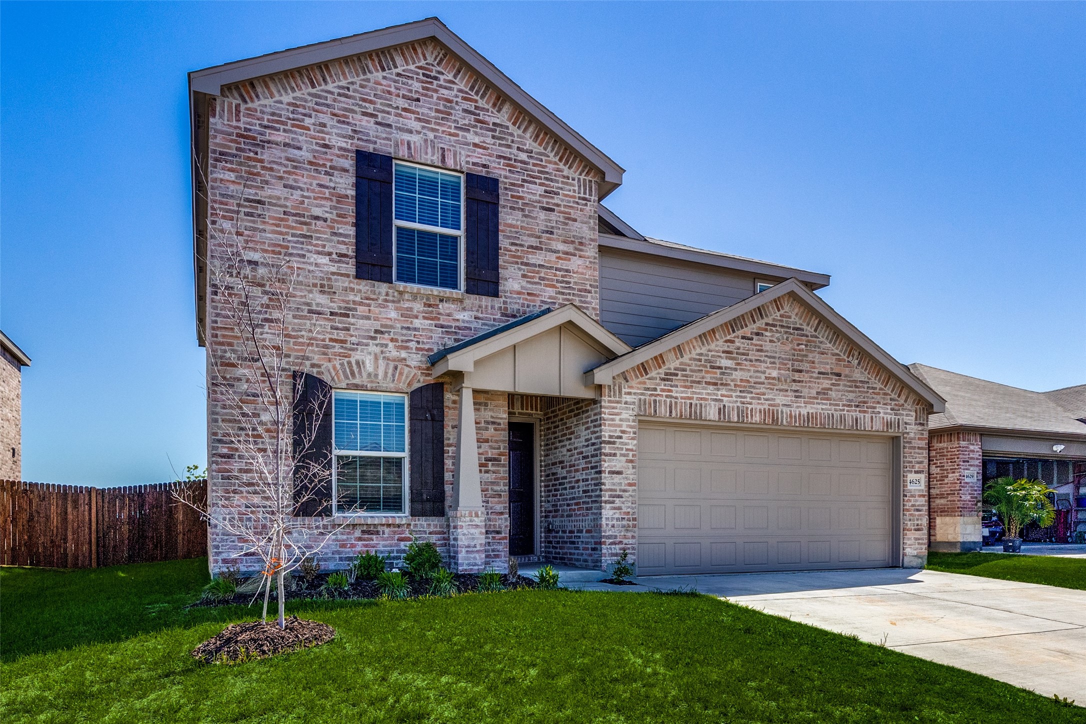 4625 Greyberry Drive Dallas Home Listings - Ebby Halliday, Realtors Dallas Real Estate